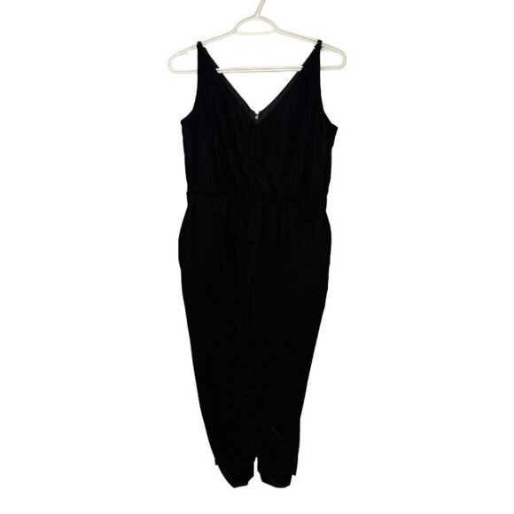 Banana Republic black petite velvet cropped jumpsuit size 4P - Picture 3 of 5